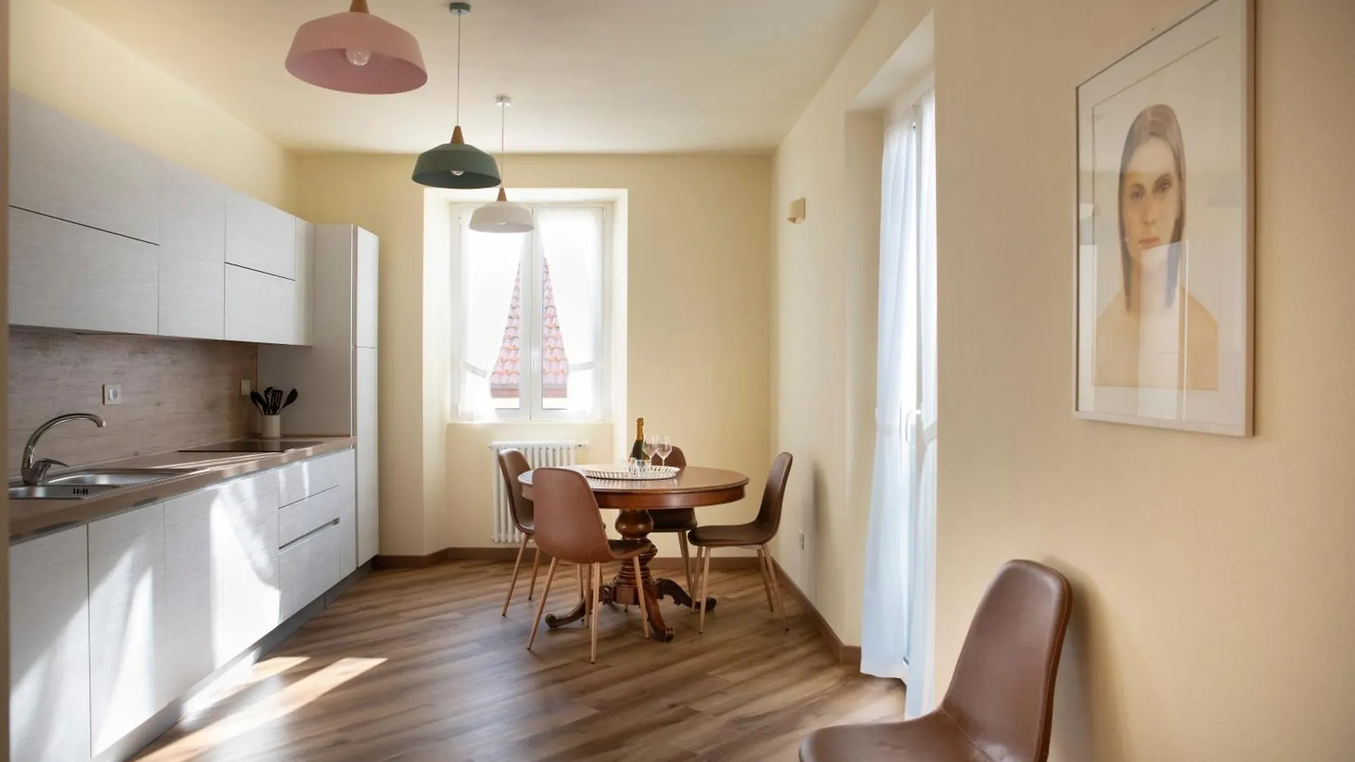 Carate Urio Casa Regina Margherita - Lussuoso Appartamento Vista Lago Con Parcheggio E Aria Condizionata דירה